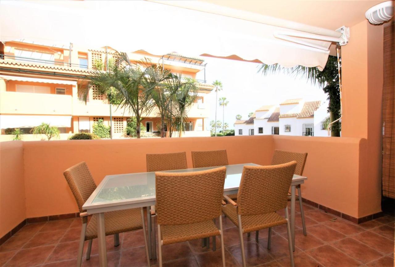 Apartamento Beachfront La Jacaranda Marbella Exterior foto
