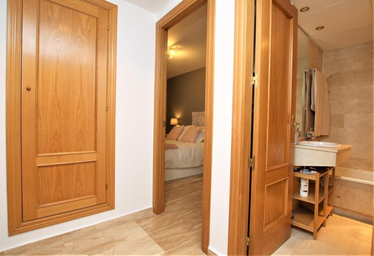 Apartamento Beachfront La Jacaranda Marbella Exterior foto